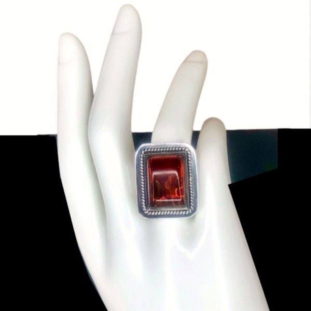 LORI BONN Sterling Silver Amber Cabochon Rope Bezel Cocktail Ring